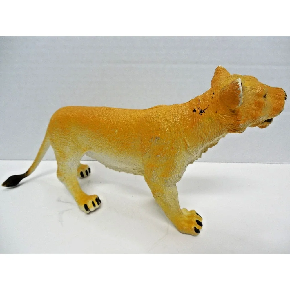 Lioness Resin Animal Figurine  10